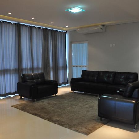 Kamur Plaza Hotel Goianesia Buitenkant foto