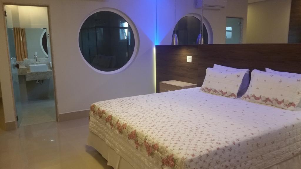 Kamur Plaza Hotel Goianesia Kamer foto